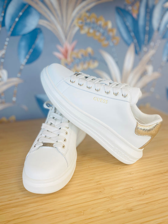 Sneakers Guess