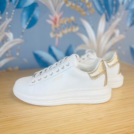 Sneakers Guess