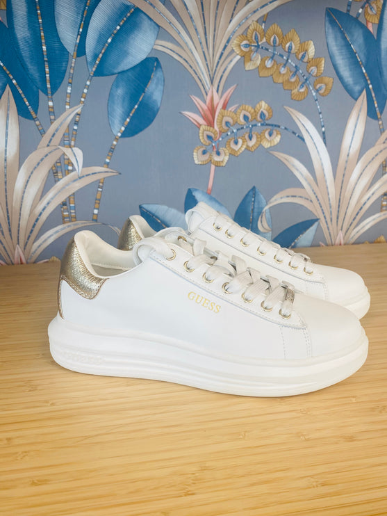Sneakers Guess