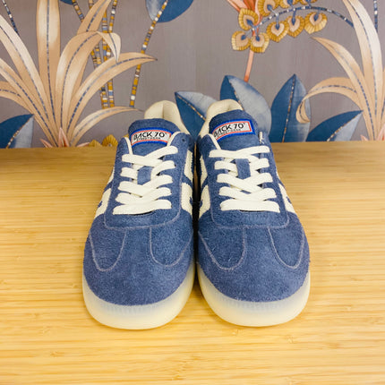 Sneakers Back 70